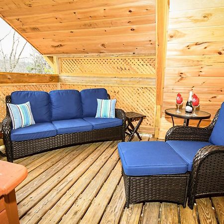 Lover's Loft Gatlinburg Eksteriør billede