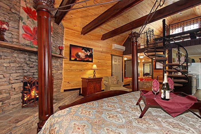 Lover's Loft Gatlinburg Eksteriør billede